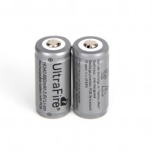 UltraFire 16340 3.6V Actual Capicaty 880mAh LI-ION Recharger  Batterys With Protection(2PS)